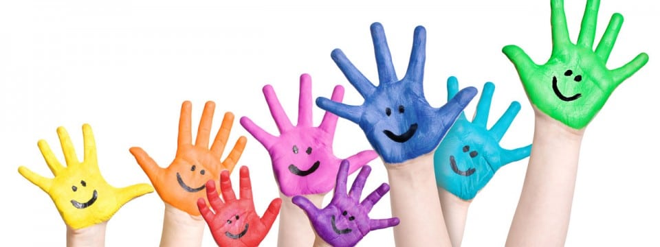 manos pintadas niños